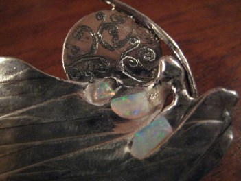 Silvery Pieces for Silvery Friends