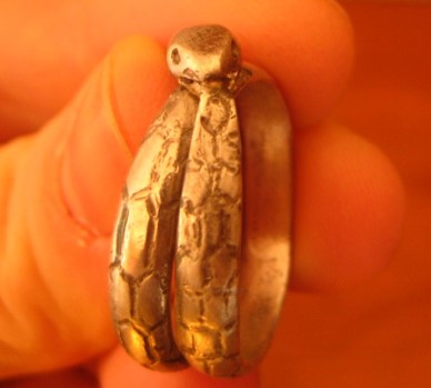 Saturday Silversmithery - The Completed Ouroboros Ring